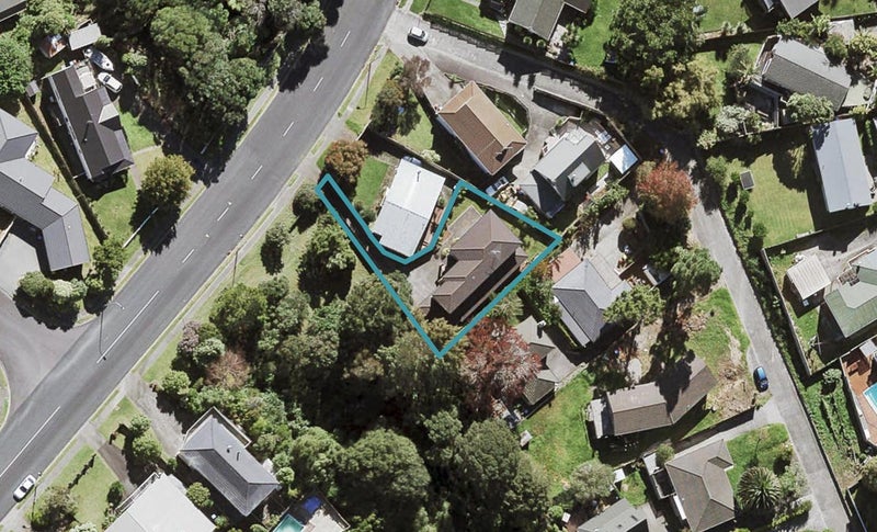 24A Halsey Drive, Lynfield, Auckland - Carousel 1