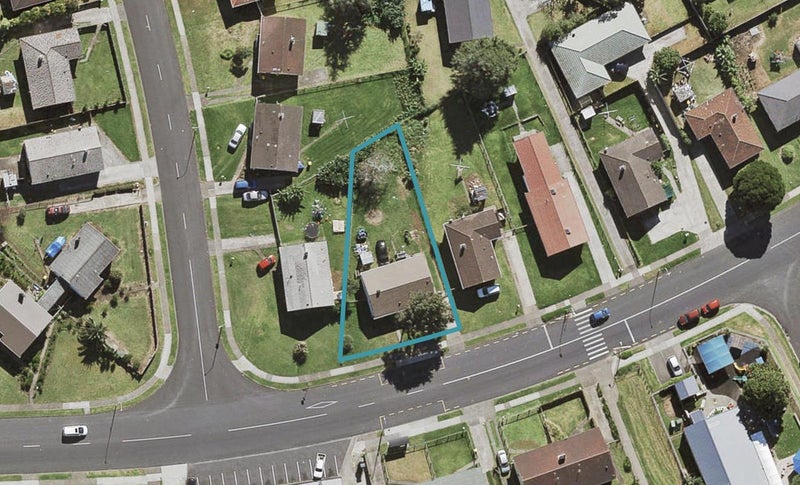 56 Idlewild Avenue, Mangere, Auckland - Carousel 1