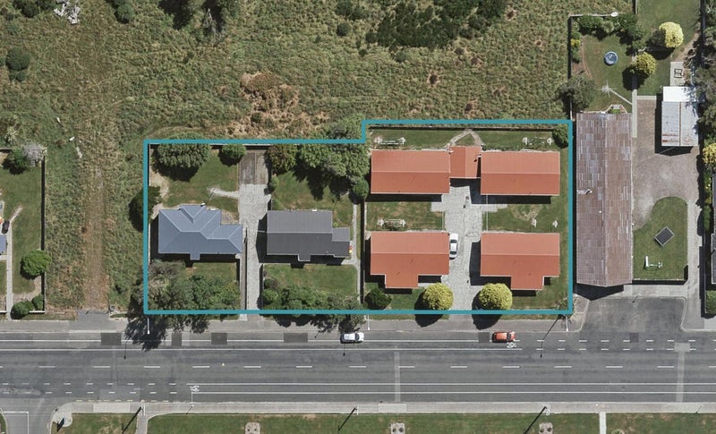 92 Kew Road, Kew, Invercargill - Carousel 1