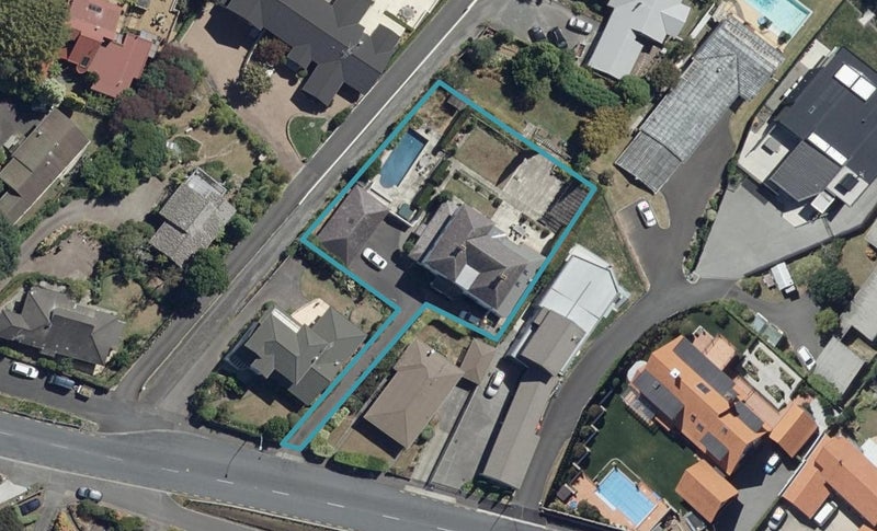 102 Lake Crescent, Hamilton Lake, Hamilton - Carousel 1