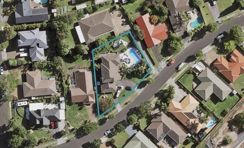 19 Keywella Drive, Conifer Grove, Takanini - Carousel 1