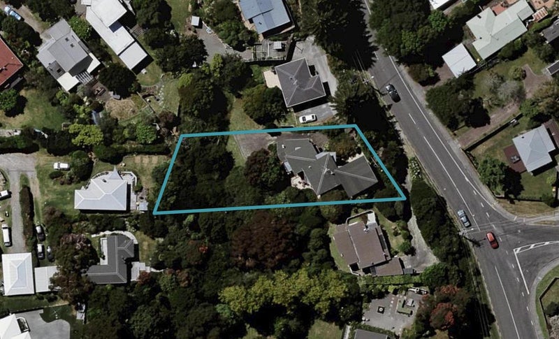 81 Matatua Road, Raumati Beach, Paraparaumu - Carousel 1