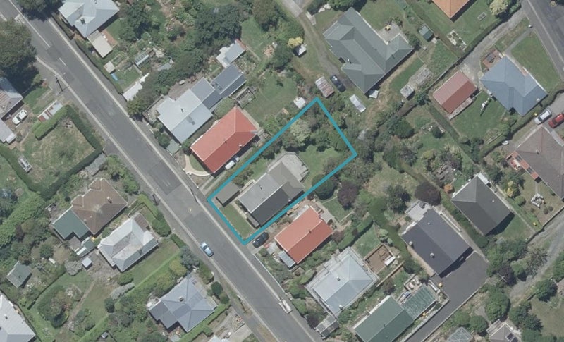 11 Birchfield Avenue, North East Valley, Dunedin - Carousel 1