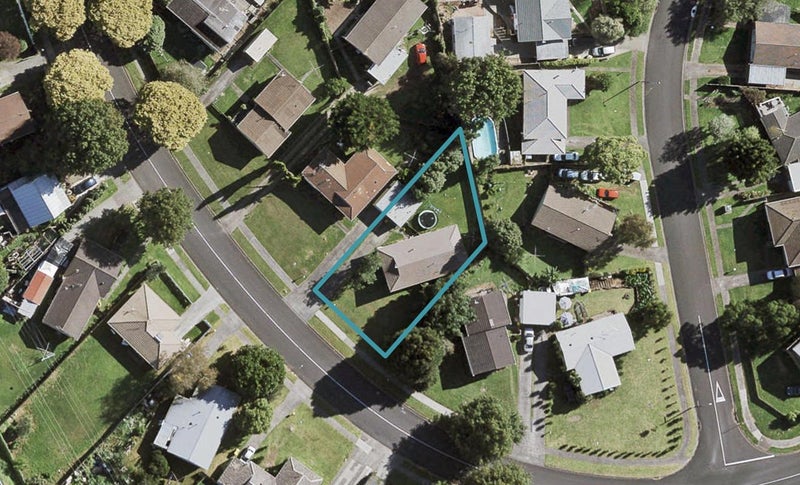 42 Kindergarten Drive, Conifer Grove, Takanini - Carousel 1
