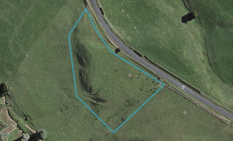 223 Hunter Road, Patumahoe, Pukekohe - Carousel 1