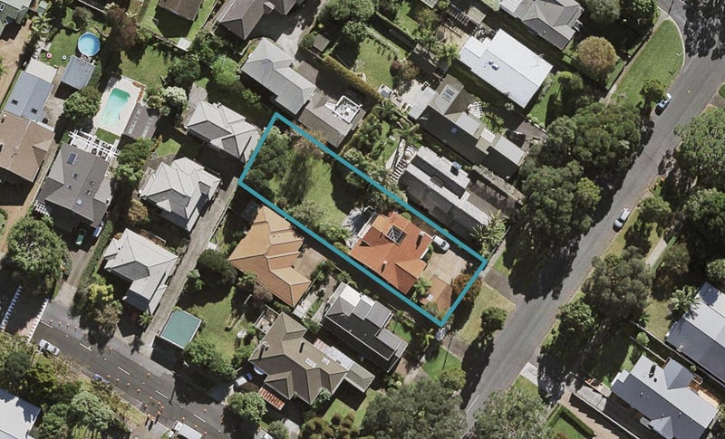 27 Aratonga Avenue, Greenlane, Auckland - Carousel 1