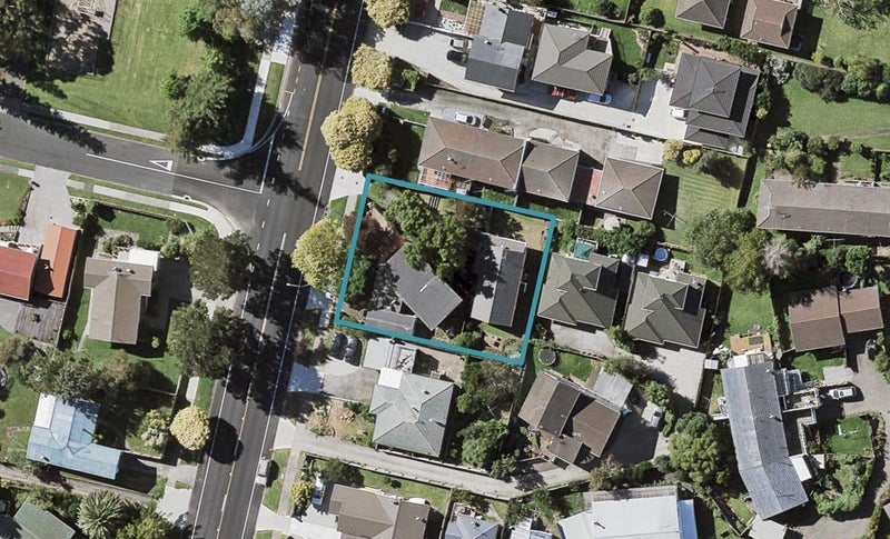 2/114 Gossamer Drive, Pakuranga Heights, Auckland - Carousel 1