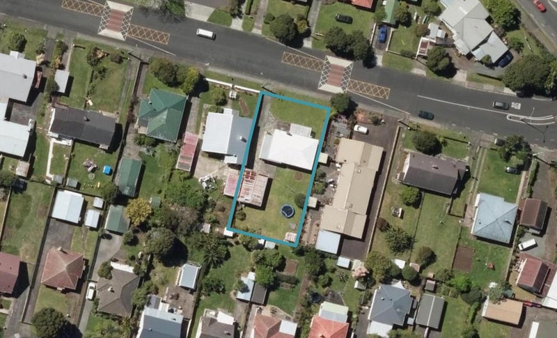 11 Cairnfield Road, Kensington, Whangarei - Carousel 1