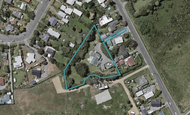 37A Rangiuru Road, Otaki Beach, Otaki - Carousel 1