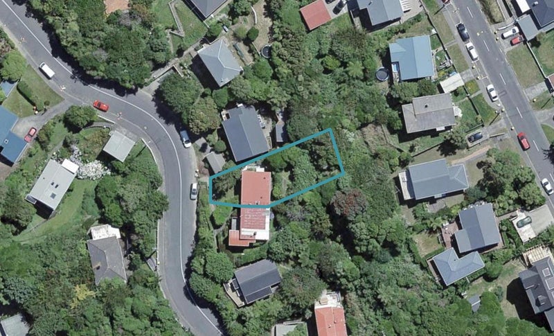 69 Sunshine Avenue, Karori, Wellington - Carousel 1