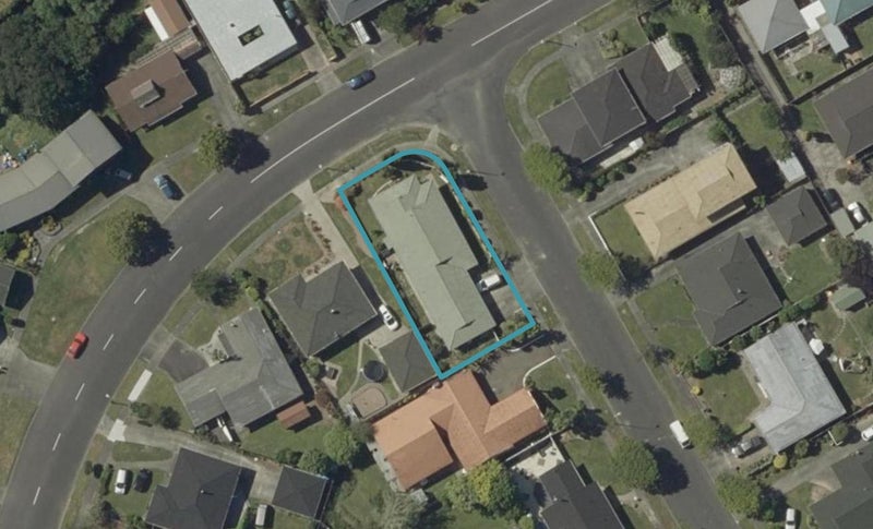 2 Chippendale Crescent, Highbury, Palmerston North - Carousel 1