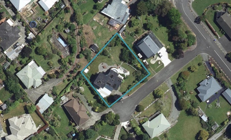 4 Cheyne Walk, Richmond - Carousel 1