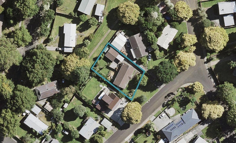 26 Chrisarda Place, Red Hill, Papakura - Carousel 1