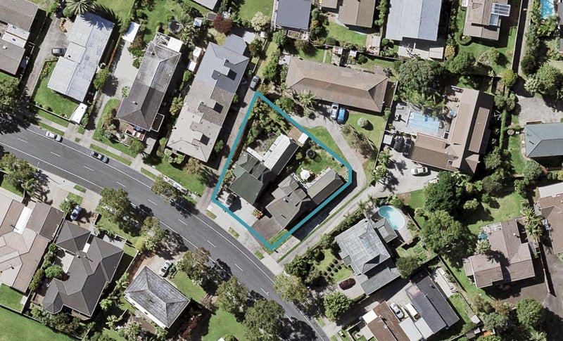 9A Bramley Drive, Farm Cove, Auckland - Carousel 1