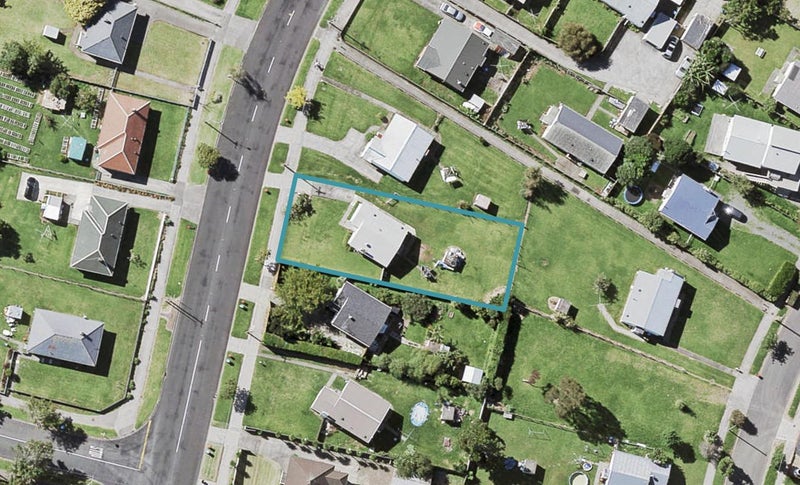 46 Taniwha Street, Wai o Taiki Bay, Auckland - Carousel 1