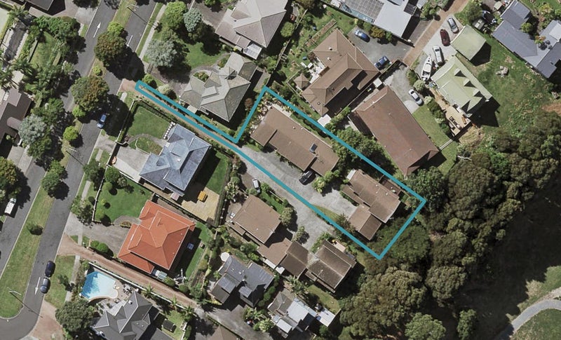 1/10 Charles Fox Place, St Johns, Auckland - Carousel 1