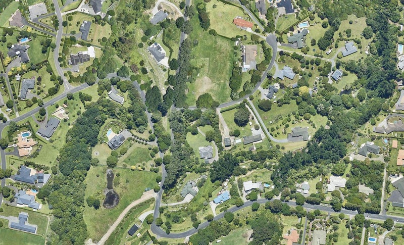 4 Brianell Valley Road, Pyes Pa, Tauranga - Carousel 1