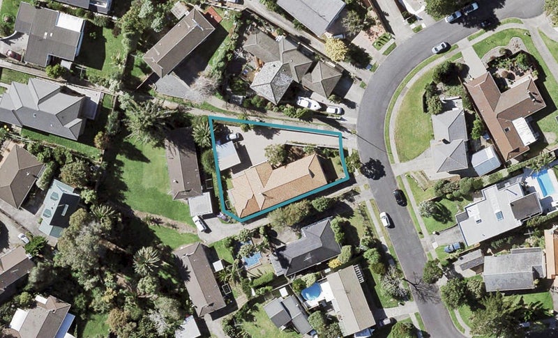 8 Mander Place, Bucklands Beach, Auckland - Carousel 1
