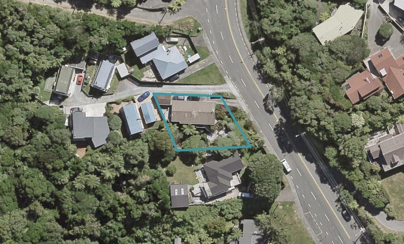 37 London Road, Korokoro, Lower Hutt - Carousel 1