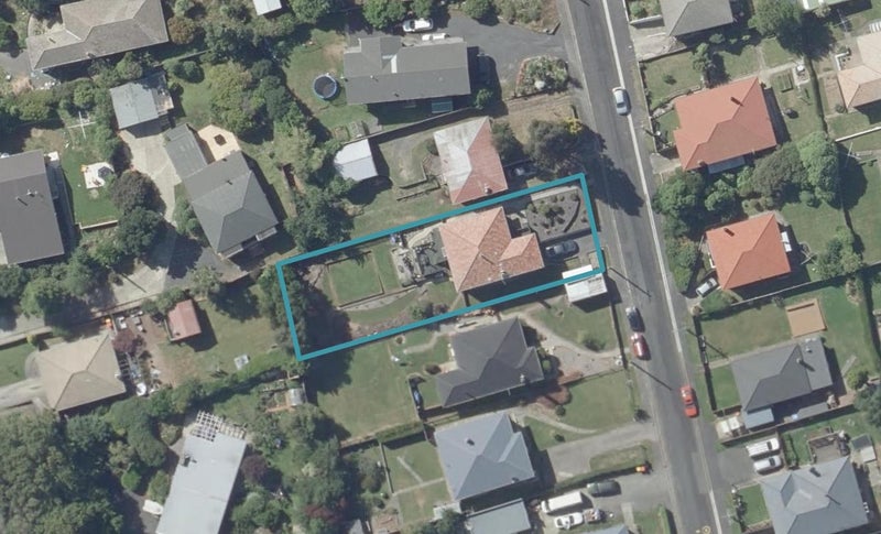 20 Exeter Street, Abbotsford, Dunedin - Carousel 1