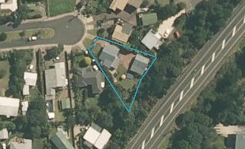 45 Hammond Avenue, Hatfields Beach, Orewa - Carousel 1