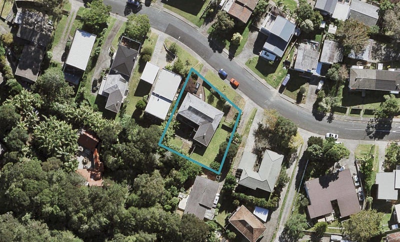 14 Simon Ellice Drive, Bayview, Auckland - Carousel 1