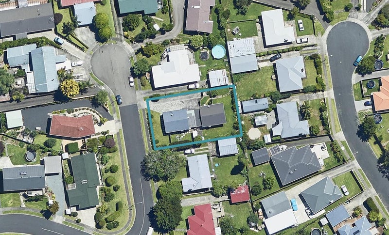 7A Lorna Place, Brookfield, Tauranga - Carousel 1