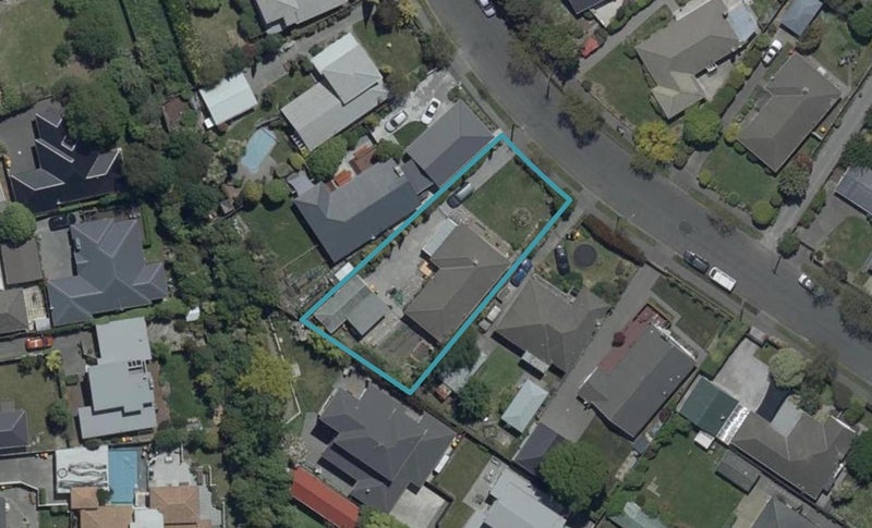 7 Sevenoaks Drive, Bryndwr, Christchurch - Carousel 1