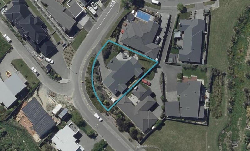 3 Rushden Rise, Westmorland, Christchurch - Carousel 1