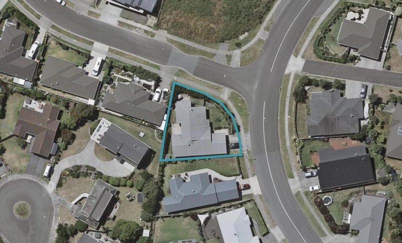 1 Telford Way, Raumati Beach, Paraparaumu - Carousel 1