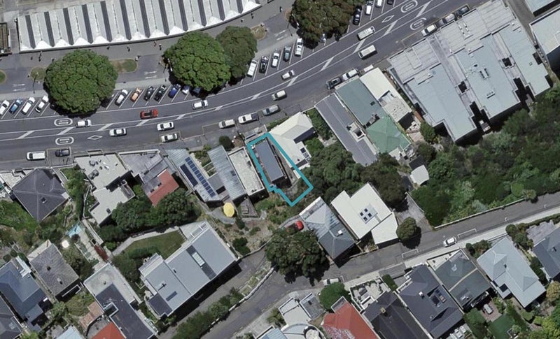 124 Oriental Parade, Oriental Bay, Wellington - Carousel 1