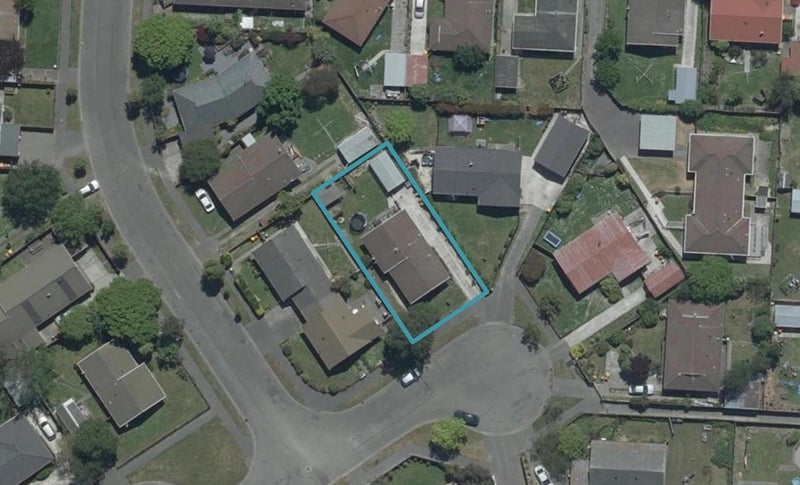 11 Saunders Place, Redwood, Christchurch - Carousel 1