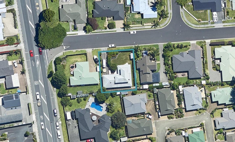 6 Pembroke Drive, Bethlehem, Tauranga - Carousel 1