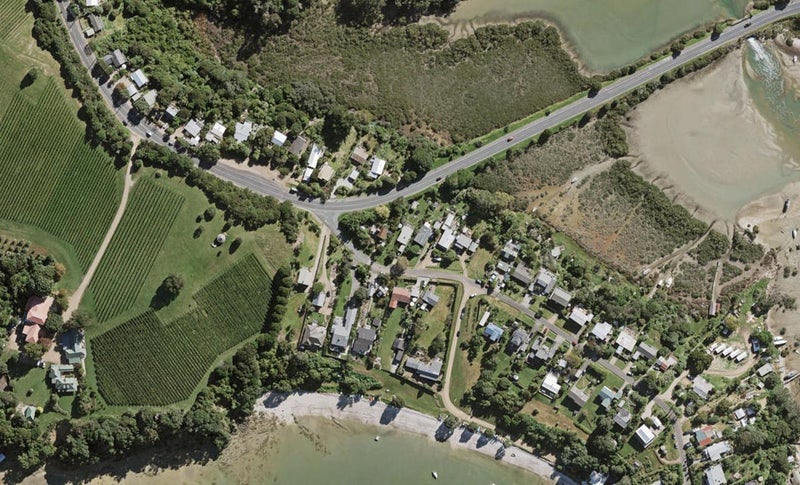 3 Shelly Beach Road, Surfdale, Waiheke Island - Carousel 1