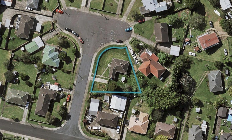 4 Linda Place, Otara, Auckland - Carousel 1