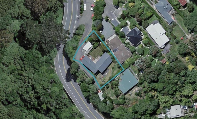 35 Ngaio Gorge Road, Ngaio, Wellington - Carousel 1