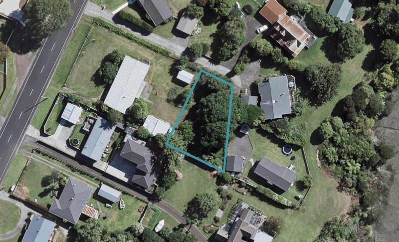 93D Sandspit Road, Waiuku, Waiuku - Carousel 1