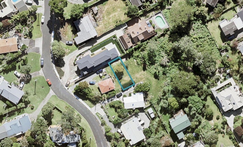 1/3A Long Bay Drive, Torbay, Auckland - Carousel 1