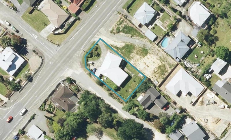 82 Waikawa Road, Picton, Picton - Carousel 1