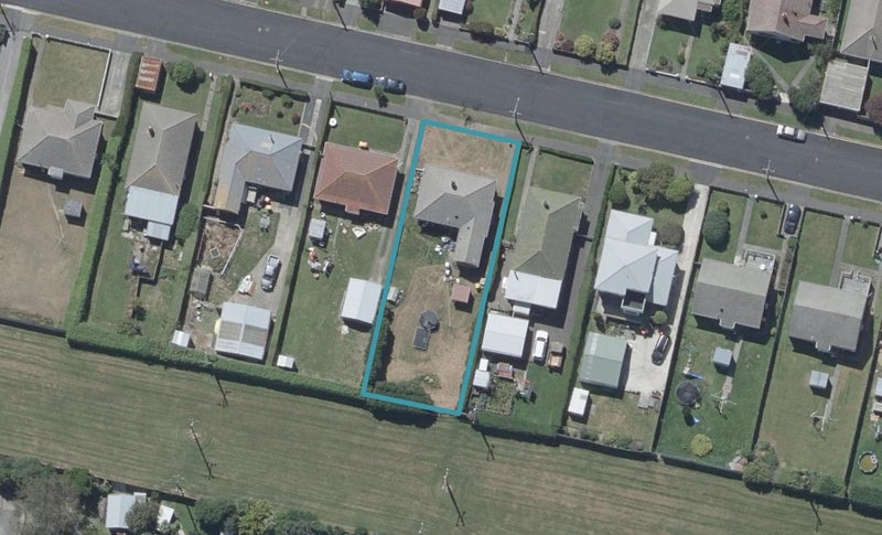 55 Balmain Street, Halfway Bush, Dunedin - Carousel 1