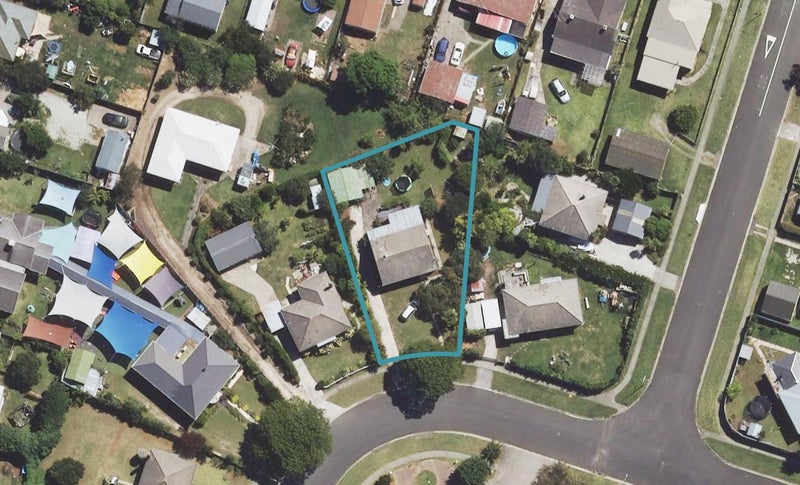 76 Centennial Crescent, Te Hapara, Gisborne - Carousel 1