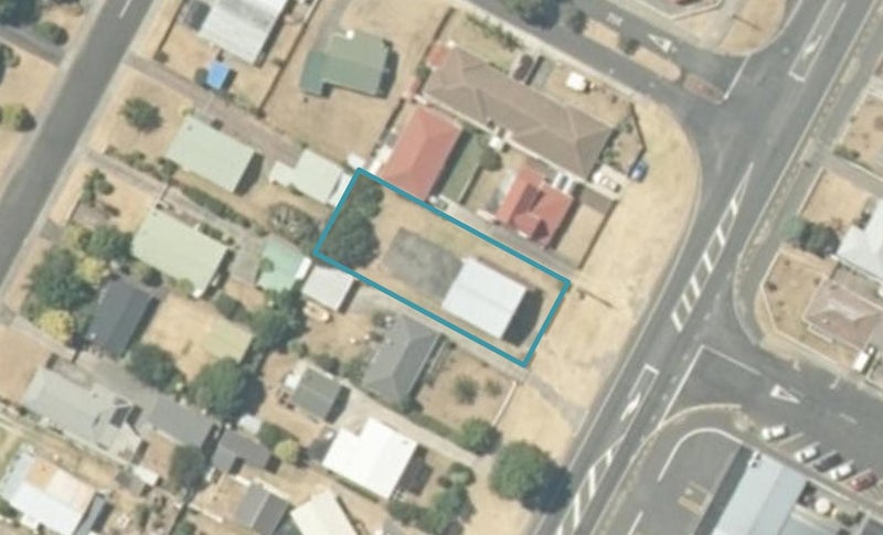 325 Port Road, Whangamatā - Carousel 1