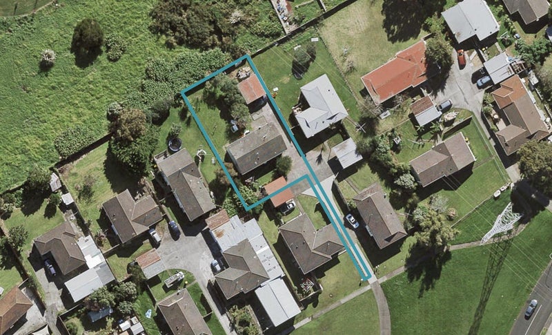 38 Kirkella Crescent, Mangere East, Auckland - Carousel 1