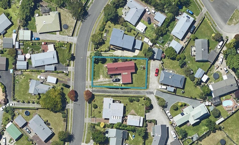 25 Rewarewa Street, Owhata, Rotorua - Carousel 1