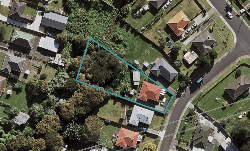 3 Kingsford Place, Otara, Auckland - Carousel 1