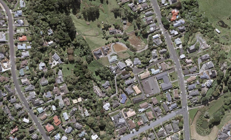 16 Del Mar Place, Merrilands, New Plymouth - Carousel 1