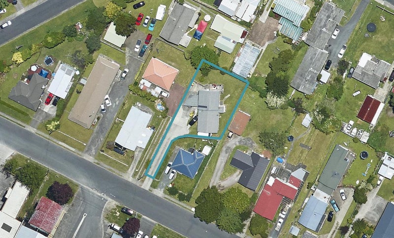 20 Monokia Street, Fairy Springs, Rotorua - Carousel 1
