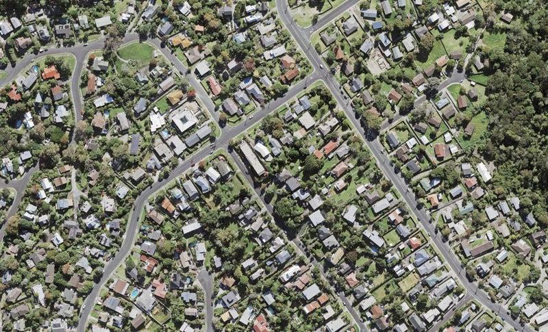 8E Hadfield Street, Beach Haven, Auckland - Carousel 1
