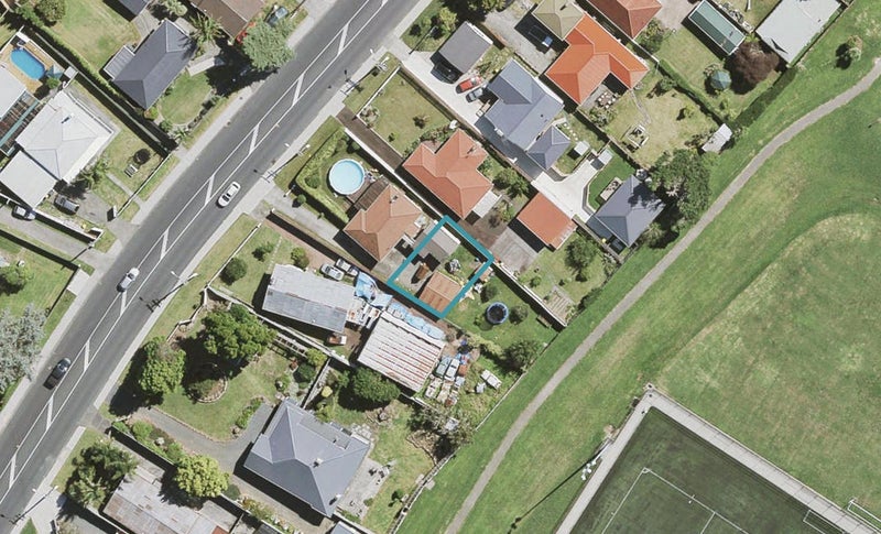 96D Seymour Road, Sunnyvale, Auckland - Carousel 1