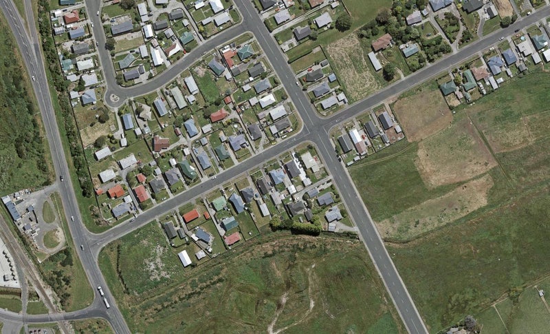 37 Hyde Street, Clifton, Invercargill - Carousel 1